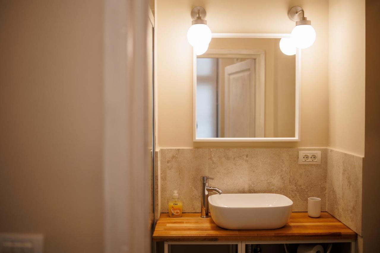 Jolie Flat In The Heart Of The City Timisoara Exterior foto