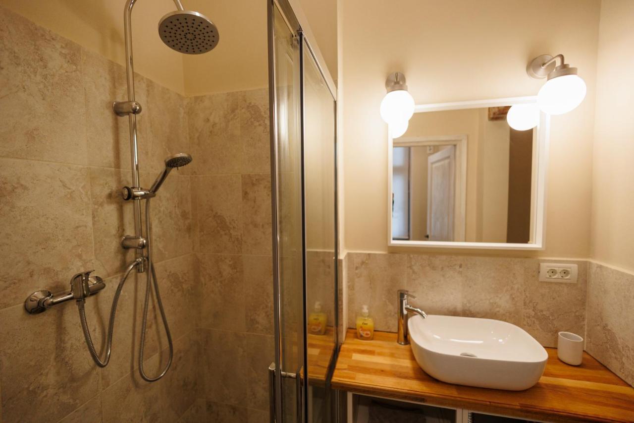 Jolie Flat In The Heart Of The City Timisoara Exterior foto